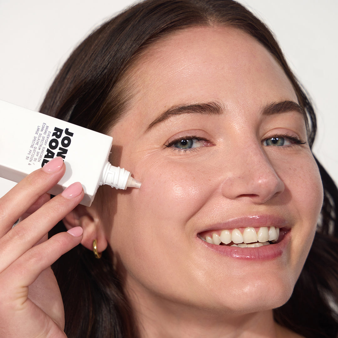 Jones Road - Everyday Sunscreen: Lightweight Broad Spectrum SPF 30 Mineral Sunscreen