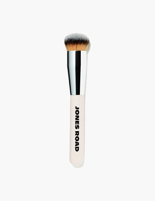 Jones Road - The Everything Brush: Full, Even Coverage